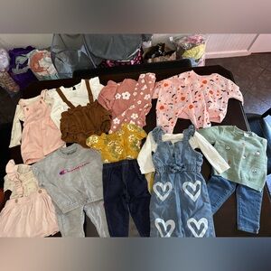 Assorted baby clothes